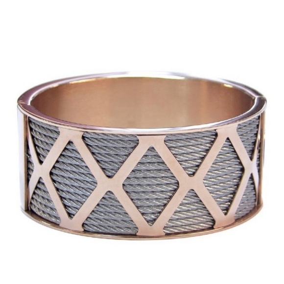 Brand New CHARRIOL Cuff Forever Bracelet. PERFECT PROM GIFT🎁👩🎓 - Picture 2 of 5